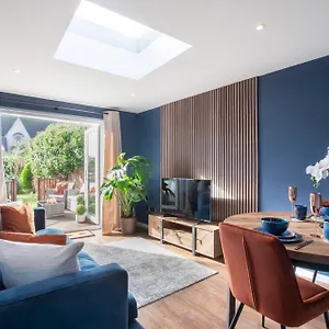  Holiday home Pittville Circus Road United Kingdom